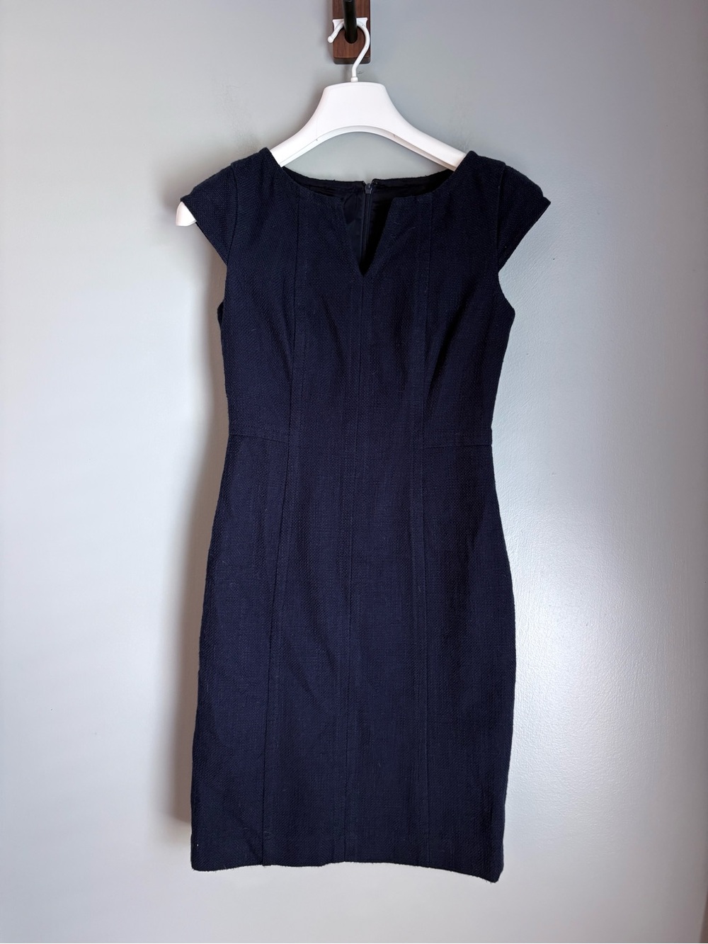 Ann Taylor Womens 2P Navy Blue Tweed Sheath Dress Cap Sleeve V Neck Knee Length